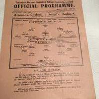 39/40 Tottenham v Millwall Football Programme: Very good condition single sheet league match with no team changes. Dated 22 3 1940.