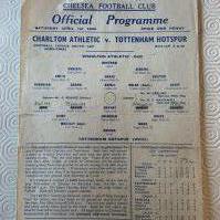 1944 Charlton v Tottenham Semi Final Football Programme: Fair condition with tear on centre fold. Pencilled team changes. Match played at Chelsea.