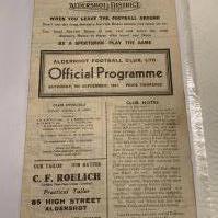 41/42 Aldershot v Tottenham Football Programme: Good condition with no team changes. Folding.