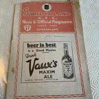 35/36 Sunderland v Brentford Football Programme: League match with no team changes from Sunderlands championship season. Please note there is substantial paper loss to border which although does not really affect any text a viewing or look at online pictures is crucial.