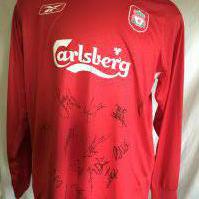 Liverpool 2006 FA Cup Winners Signed Football Shirt: Obtained for vendor by his friend Hamann who got the shirt from kit man but unlikely to have been worn as no badging to arms. Rear has Hamann number 16. Front is signed by 15 players