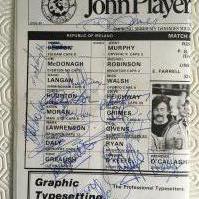 1981 Republic Of Ireland Football Autographs: 13 signatures on team page of fair condition programme at home to Wales. Includes Heighway, Moran and Grealish.