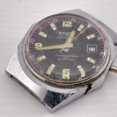 Vintage Sicura watch a/f. Postage category A.