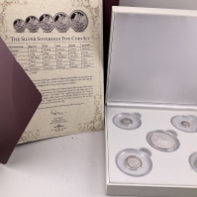 A proof 2019 silver 5 coin sovereign set with certificate. Postage category B.