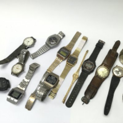 A Collection of watches including Avia, Smiths, Accurist, Timex, Longreene 30 jewels (seen working) etc. postage category B
