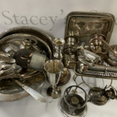 A large collection of silver plated items (D)