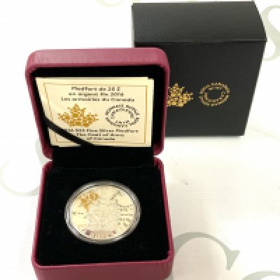 Royal Canadian mint 2016 $25 fine silver piedfort coin, display the Coat of Arms of Canada. (A)