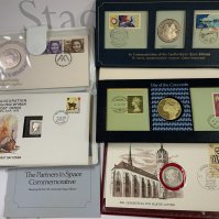 5 presentation sterling silver coins/ medallions. (B)