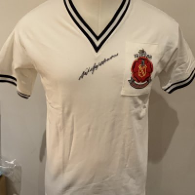 Bolton Wanderers 1958 FA Cup Final Signed Replica Shirt: White short sleeve shirt signed to front by Nat Lofthouse. COA from reputable source. 