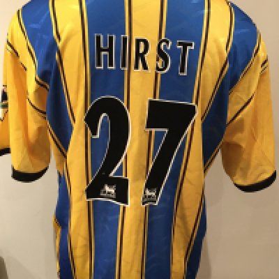 Southampton 1997 - 1998 Match Worn Football Shirt: Blue and yellow short sleeve shirt with Premier League badge to sleeves. Hirst 27 to rear. 