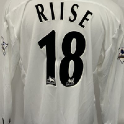 Liverpool 2003 - 2004 Match Worn Football Shirt: White long sleeve shirt with Premier League badging to sleeves. Riise 18 to rear. 