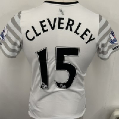 Everton 2015 - 2016 Match Worn Football Shirt: White short sleeve shirt with Premier League badging to sleeves. Cleverley 15 to rear. 