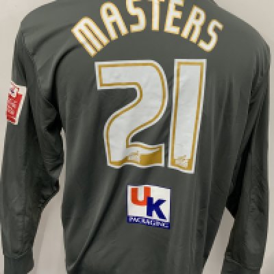 Brentford 2007 - 2008 Match Issued Football Shirt: Grey long sleeve goalkeeper shirt with Football League badging to sleeves. Masters 21 to rear.