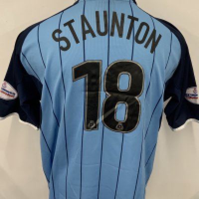 Coventry City 2003 - 2004 Match Worn Football Shirt: Blue short sleeve shirt. Number 18 Staunton. Nationwide League badging. Autographed by the player. 