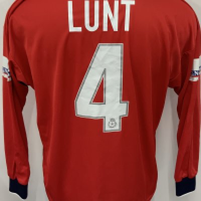Crewe Alexandra 2000 - 2001 Match Worn Football Shirt: Red long sleeve shirt. Number 4 Lunt. Nationwide League One badging which has split.