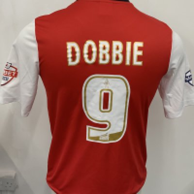 Fleetwood Town 2014 - 2015 Match Worn Football Shirt: Red and white short sleeve shirt. Number 9 Dobbie. Sky Bet League badging. 