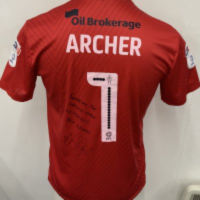 Millwall 2016 - 2017 Match Worn Football Shirt: Red short sleeve goalkeepers shirt. Number 1 Archer to rear. League One Sky Bet badging. Signed with dedication. 