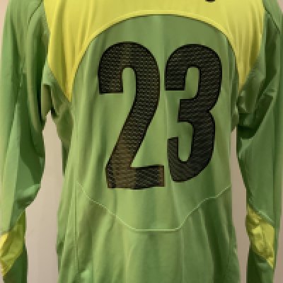 Brazil 2006 - 2007 Match Worn Football Shirt: Green long sleeve shirt with Gomes 23 to rear. Gomes made 4 appearances for Brazil during the season. 
