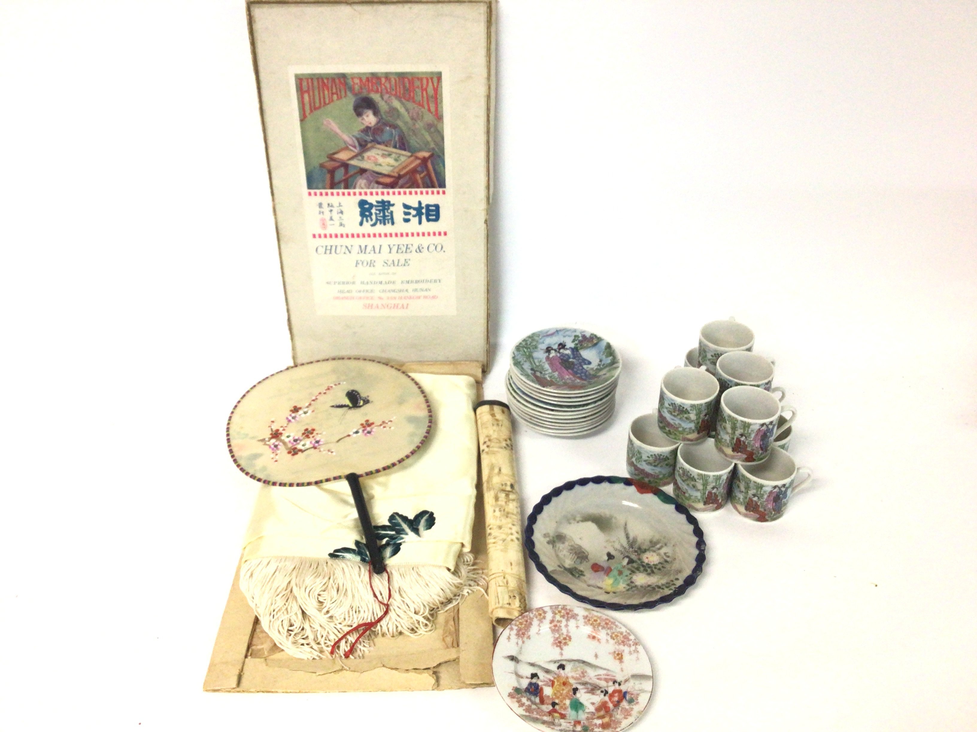 Oriental ceramics including plates, cups, Chinese table cloth etc