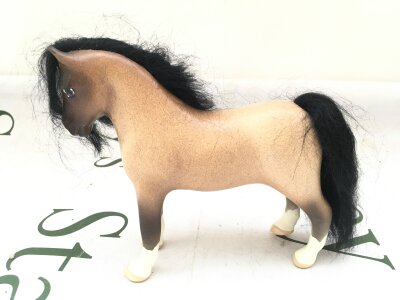 An Original Julip Welsh Cob Pony. Strawberry Roan In Colour With Black Mane, 4 Socks And Blaze,