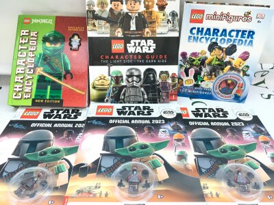 A Small Collection Of Lego Book And Annuals. No Reserve.