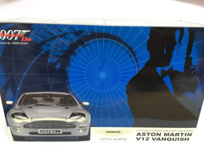 A Boxed Kyosho 1/12 Scale James Bond Aston Martin V12 Vanquish.