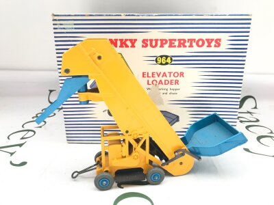 A Boxed Dinky Supertoys Elevator Loader #964.