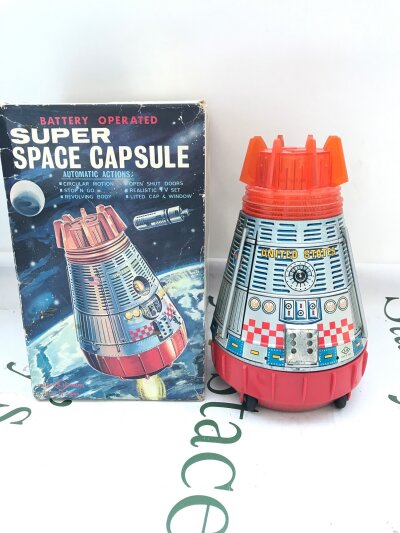 A Boxed Japanese Horikawa Battery Operated Super Space Capsule. No Reserve.
