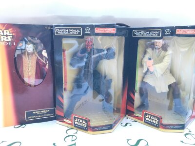 A Collection Of Boxed Star Wars Episode 1 Toys Including Money Banks. And Large Figures.(6).