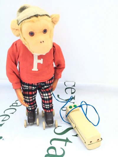 A Vintage Japanese Battery Operated Alps Frankie The Roller Skater. No Reserve. From A Lifetime Private Collection To Be Sold.
