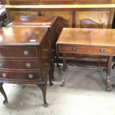 A pair of mahogany bedside cabinets and a small mahogany sofa table (3) NO RESERVE