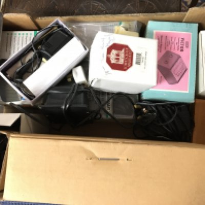 Vintage equipment including boxed Minicraft variable speed transformer, Minicraft hobby kit, Victor transformer rectifier unit, postage category C. NO RESERVE