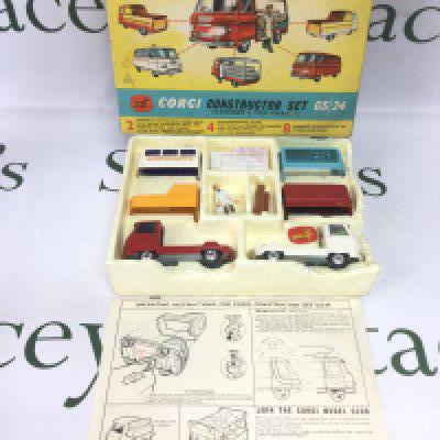 A boxed Corgi constructor set GS/24. Shipping category B.
