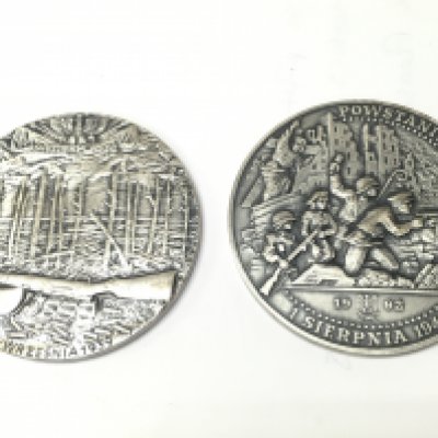 Silvered bronze polish WW2 medallions , postage category A