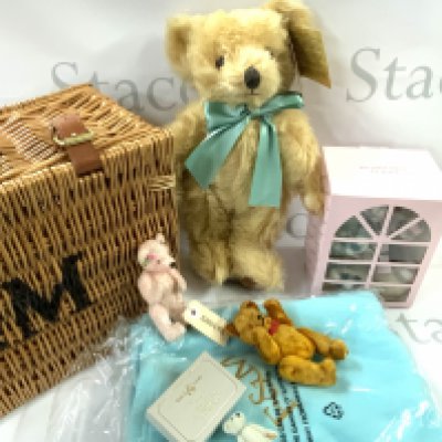 A collection of bears to include a Fortnum & Mason Bear with basket and blanket, Burberry Teddy in box with tag, a miniature Shultz Anastasia bear 1 of 5, A Tiny Bears and friends bear, a vintage teddy bear with slight damage to one leg. (C)