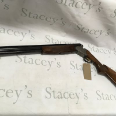 A 12g Lanber over under shotgun. 29.5 inch barrel and 47.5 overall multi chock single triggerband ejector. Serial number 06204-02-12-76 PLEASE NOTE THAT A SHOTGUN LICENSE IS REQUIRED TO PURCHASE THIS ITEM. COLLECTION AND VIEWING BY APPOINTMENT ONLY.