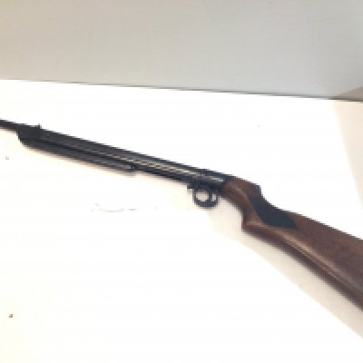 A Vintage BSA airgun .177 The Lincoln Jeffries patent serial number B230 BSA stamp on the top edge also carved into the stock.