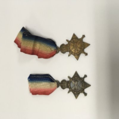 World War 1 star medals 1914-15. M2- 120236 PTE. T. S. Mead, A.S.C (1). R-9911 PTE A. Whan. K. R. RIF: C (2)