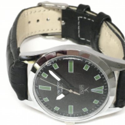 A vintage Camy Manual wind watch. 36mm case. Seen working