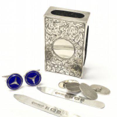 Silver Mercedes cufflinks, silver hallmarked match box cover, shirt collar stiffeners, silver machine turned cufflinks. Postage category A