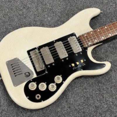 A 1963 Hofner Galaxie 175 ELectric Guitar all original with vinyl covering. Missing vibrato arm. Comes with non original hard case, <a href="https://www.the-saleroom.com/en-gb/auction-catalogues/staceys-auctioneers-and-valuers/catalogue-id-srsta10351/lot-1ca87eaf-0eb8-4766-95ea-b24101152229"> Click Here to Register to bid </a>