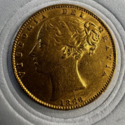 1866 Queen Victoria young head full sovereign, die number 68 (error die). (A)