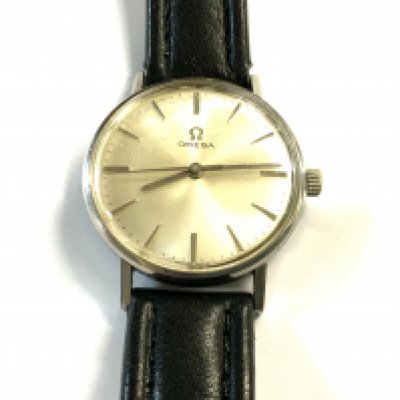 A 1964 Omega manual wind 175, Cal 600, wristwatch, serial number 21486329. (A)
