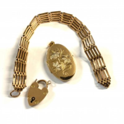 A 9ct gold gate bracelet and lock together with as floral engraved 9ct gold locket. 17.57g (A)