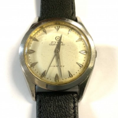 A vintage circa.1950s CymaFlex Automatic wristwatch. (A)