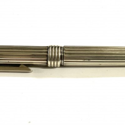 A Sterling silver Christian Dior fountain pen with a 14K gold nib. (A)