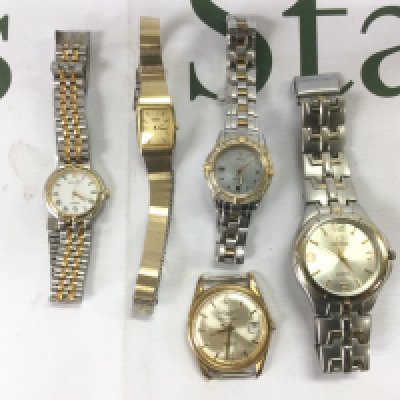 Five various watches. Shipping category A.