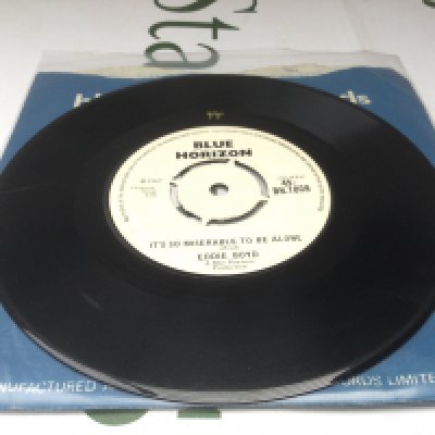 A very rare 7" single on the Blue Horizon label by Eddie Boyd of It's so miserable to be alone b/w Empty Arms. Backing group consists of Peter Green and John McVie of Fleetwood Mac plus Aynsley Dunbar on drums. One feelable scratch on Side A.