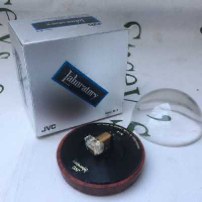 A boxed JVC Laboratory Model X-1 HiFi stereo cartridge.
