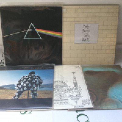 Five Pink Floyd LPs comprising The Wall, Meddle, Dark Side Of The Moon and others.